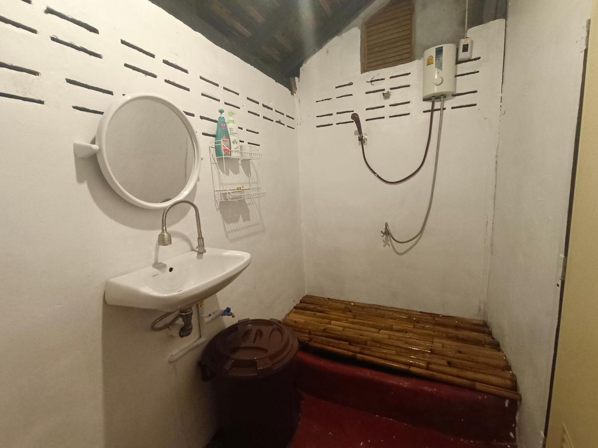 Tiki Bar-Kantiang Guesthouse Ко-Ланта Экстерьер фото