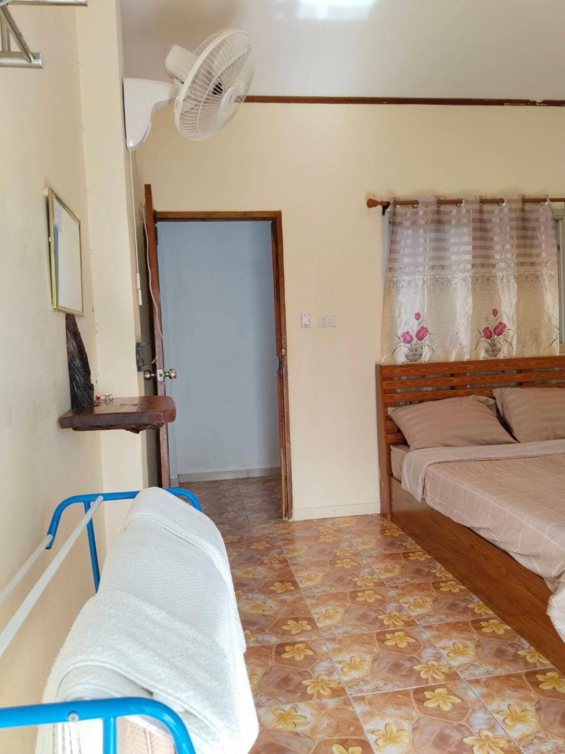 Tiki Bar-Kantiang Guesthouse Ко-Ланта Экстерьер фото